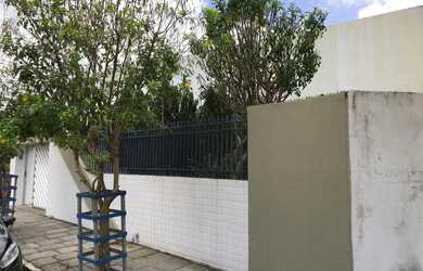 Imagem 16: Casa no Santa Rosa a venda por trás da Química Moura