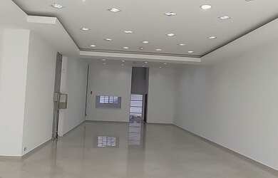 Imagem: O depósito possui 200m² de Área e está localizado em Centro