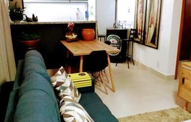 Imagem: O apartamento possui 2 Dormitórios, 2 Banheiros, 1 Vaga na