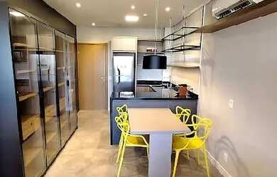 Imagem: O studio possui 1 Dormitório, 1 Banheiro, 1 Vaga na garagem