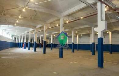 Imagem: O depósito possui 1500m² de Área e está localizado em Jardim