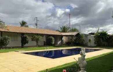 Imagem: A casa em condomínio possui 4 Dormitórios, 4 Banheiros, 4