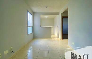 Imagem: O apartamento possui 2 Dormitórios, 1 Banheiro, 1 Vaga na garagem