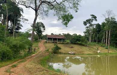 Imagem: A chácara possui 15.000m² de Área e está localizado em