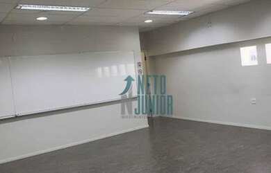 Imagem 10: IMÓVEL Ambientes integrados Andar inteiro Conexão à internet Escada Gesso - Sanca - Teto