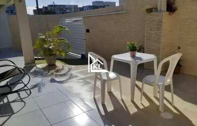 Imagem: A casa possui 3 Dormitórios, 2 Banheiros, 2 Vagas na garagem