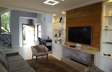 Imagem 4: Casa a venda localizada no condomínio Aruja Ville em Arujá-SP