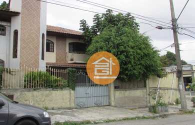 Imagem: A casa possui 2 Dormitórios, 2 Banheiros, 1 Vaga na garagem