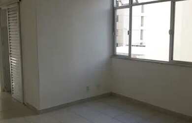 Imagem: O apartamento para alugar possui 1 Dormitório, 2 Banheiros