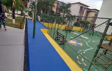 Imagem: O apartamento possui 3 Dormitórios, 1 Banheiro, 1 Vaga na garagem