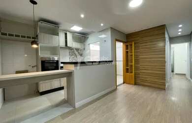 Imagem: O apartamento possui 2 Dormitórios, 1 Banheiro, 2 Vagas na