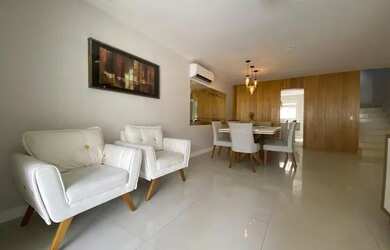 Imagem 4: Casa de condomínio para aluguel e venda possui 270 metros quadrados com 5 quartos