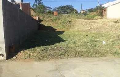 Imagem: O terreno possui Imóvel novo e está localizado em Jardim