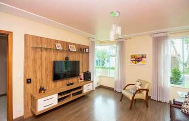 Imagem: A casa em condomínio possui 4 Dormitórios, 4 Banheiros, 2