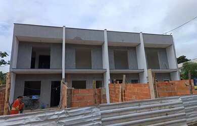 Imagem: A casa possui 2 Dormitórios, 1 Banheiro, 1 Vaga na garagem