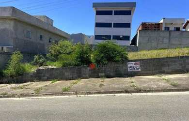 Imagem: O terreno possui 350m² de Área e está localizado em Portais