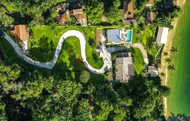 Imagem 5: Linda mansão pé na areia de 10 suítes, piscina, sauna, área gourmet