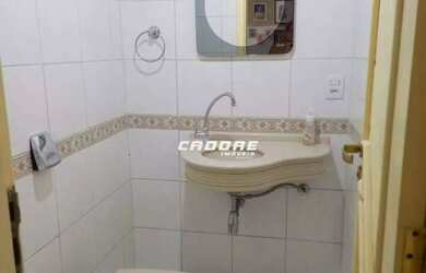 Imagem 11: Excelente Residência com Piscina no Bairro Velha