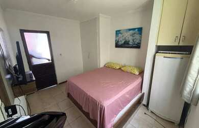 Imagem: O apartamento possui 1 Dormitório, 1 Banheiro, 1 Vaga na garagem