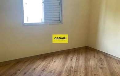 Imagem: O apartamento possui 2 Dormitórios, 1 Banheiro, 2 Vagas na