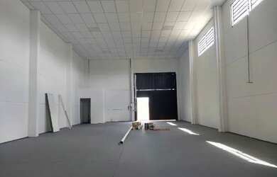 Imagem 4: Galpão ou sala em Balneário Piçarras