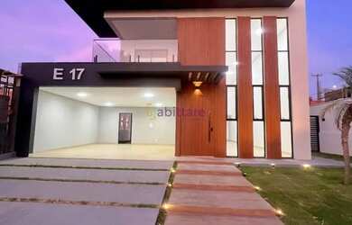 Imagem: A casa em condomínio possui 4 Dormitórios, 5 Banheiros, 4