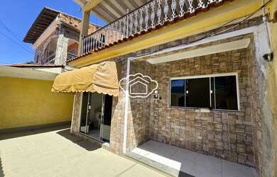 Imagem: A casa possui 3 Dormitórios, 3 Banheiros, 1 Vaga na garagem