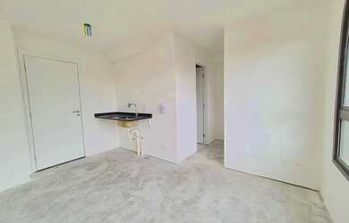 Imagem: O apartamento possui 1 Dormitório, 1 Banheiro, 1 Vaga na garagem