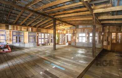 Imagem: O depósito para alugar possui 553m² de Área e Imóvel novo