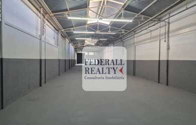 Imagem: O depósito possui 5 Vagas na garagem, 906m² de Área e está