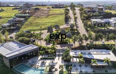 Imagem: O terreno possui 1.477m² de Área e está localizado em Loteamento