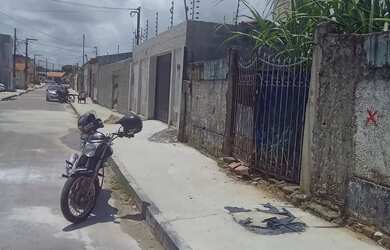Imagem: O terreno e está localizado em Santa Maria, Aracaju à venda