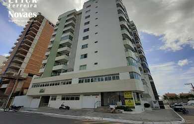 Imagem: O apartamento possui 3 Dormitórios, 1 Banheiro, 1 Vaga na garagem