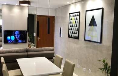 Imagem: O apartamento possui 2 Dormitórios, 1 Banheiro, 1 Vaga na garagem