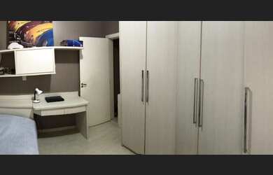 Imagem: O apartamento possui 2 Dormitórios, 2 Banheiros, 2 Vagas na