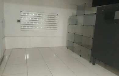 Imagem: A casa possui 2 Dormitórios, 3 Banheiros, 2 Vagas na garagem