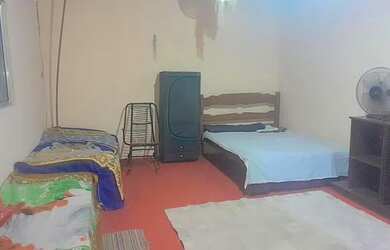 Imagem: A casa possui 1 Dormitório, 1 Banheiro, 2 Vagas na garagem