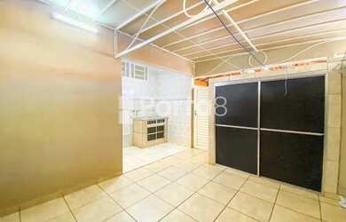 Imagem 11: Condomínio Maria Stella Imóvel espaçoso, com 5 quartos e área de lazer...