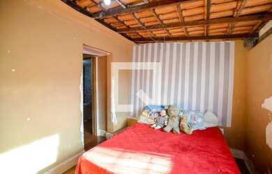 Imagem: A casa possui 3 Dormitórios, 1 Banheiro e 55m² de Área e