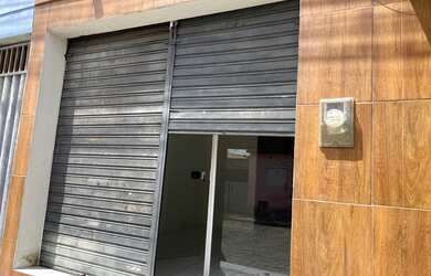 Imagem: Ponto comercial em Felipe Camarão rua Mirassol