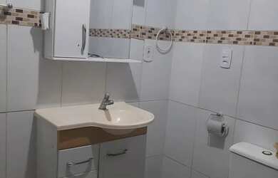 Imagem: O quarto possui Imóvel mobiliado e está localizado em Cidade