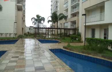 Imagem: O apartamento possui 3 Dormitórios, 1 Banheiro, 2 Vagas na