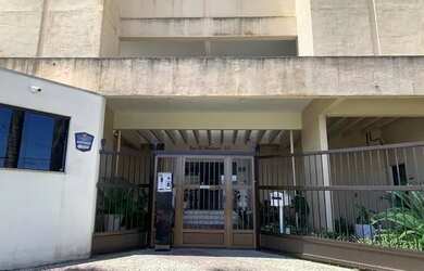 Imagem: O apartamento possui 1 Dormitório, 1 Banheiro, 1 Vaga na garagem