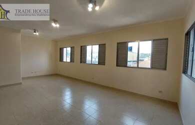 Imagem: A casa possui 4 Dormitórios, 5 Banheiros, 280m² de Área e