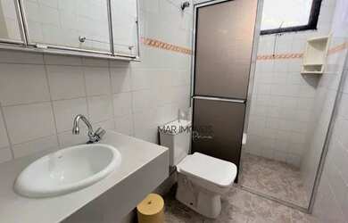 Imagem 5: Apartamento no Guarujá, na praia das Astúrias, 50 metros de área útil, sacada, lazer e 1