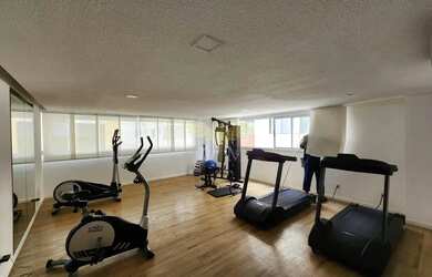 Imagem 9: Apartamento De 1 Quarto, Muito Bem Distribuído Em 45M² E 1 Vaga De Garagem...