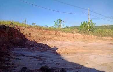 Imagem: O terreno possui 1.080m² de Área e está localizado em São