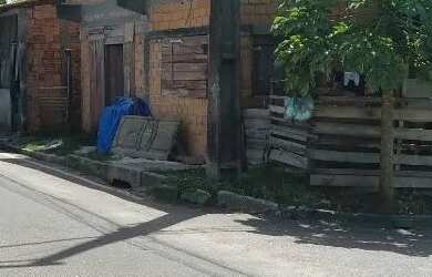 Imagem: A casa possui 2 Dormitórios, 1 Banheiro, 40m² de Área e