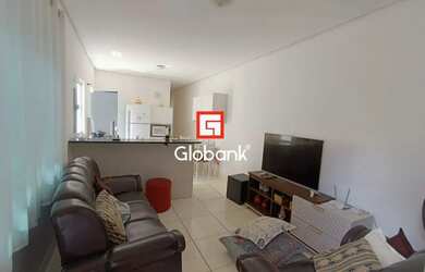 Imagem 7: Casa em Montes Claros, no bairro Maracanã, à venda