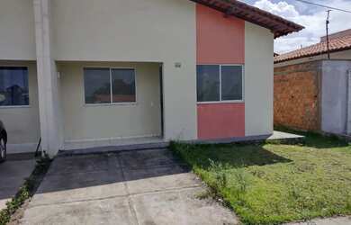 Imagem: A casa em condomínio possui 2 Dormitórios, 1 Banheiro, 2 Vagas